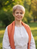 Буркацька Ірина — Керівник фінансово-економічного напрямку благодійного фонду Міжнародний Рух Єдності
